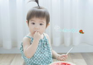 吃瓜小雨娱乐,揭秘娱乐圈幕后故事,带你领略明星真实生活